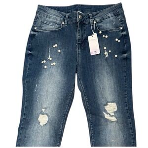 Lascana pearl embellished skinny jean. New with tag - size 6